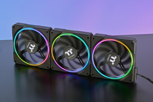 A THERMALTAKE BEJELENTI A TT RGB PLUS 3.0 SZOFTVERT A MAGASABB SZINTŰ RGB-VEZÉRLÉSÉRT ÉS RENDSZERMENEDZSMENTÉRT